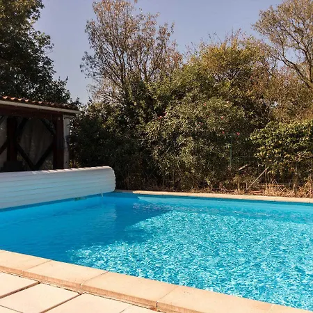 May Hébergement de vacances *