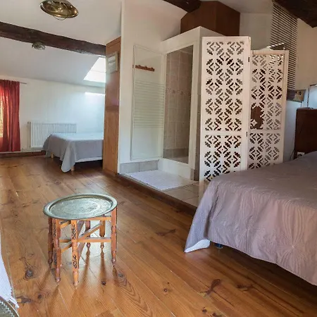 May Hébergement de vacances *